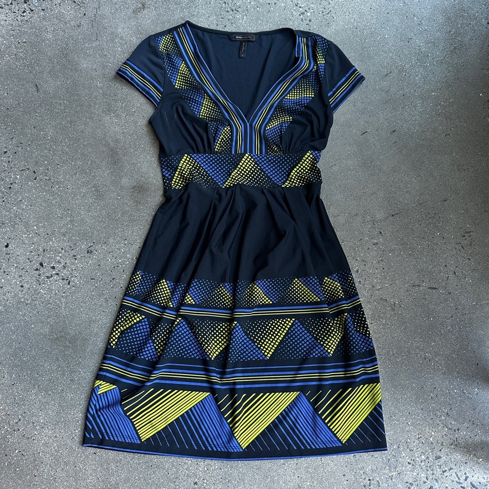 BCBG MaxAzria Navy, Blue & Bright Green/Yellow V-Neck Short-Sleeve Dress